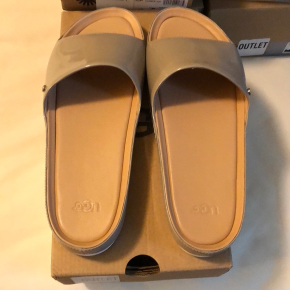 ✨New✨ UGG Jane Patent Sandal - Picture 8 of 9